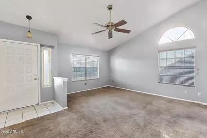 5546 W Shangri La Road, Glendale, AZ 85304 - Photo 2