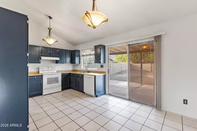 5546 W Shangri La Road, Glendale, AZ 85304 - Photo 6