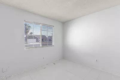 5546 W Shangri La Road, Glendale, AZ 85304 - Photo 12