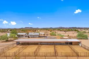 40805 N 254th Ave, Morristown, AZ 85342 - Photo 2