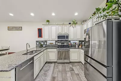 7517 E Osage Avenue, Mesa, AZ 85212 - Photo 6