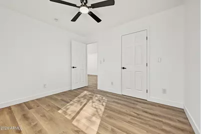 10819 W Turney Avenue, Phoenix, AZ 85037 - Photo 18