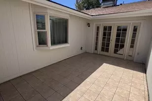 2502 N 22nd Dr, Phoenix, AZ 85009 - Photo 10