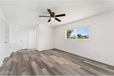 10927 W Peoria Avenue, Sun City, AZ 85351 - Photo 24
