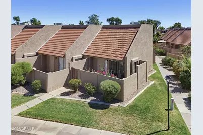 7430 N 44th Avenue, Glendale, AZ 85301 - Photo 1