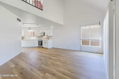 7430 N 44th Avenue, Glendale, AZ 85301 - Photo 8