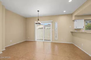 10249 N 12th Pl, Phoenix, AZ 85020 - Photo 8