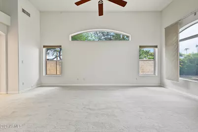 11402 N 44th Court, Phoenix, AZ 85028 - Photo 18