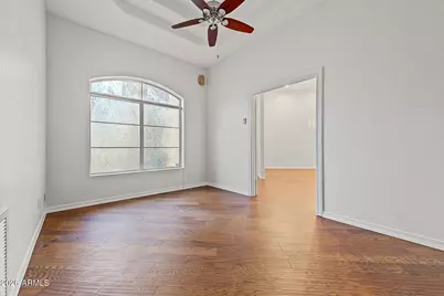 11402 N 44th Court, Phoenix, AZ 85028 - Photo 28