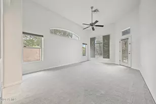 11402 N 44th Ct, Phoenix, AZ 85028 - Photo 16