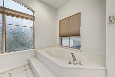 11402 N 44th Court, Phoenix, AZ 85028 - Photo 22