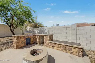 1410 S 222nd Dr, Buckeye, AZ 85326 - Photo 28
