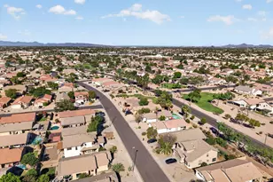 613 E Devon Dr, Gilbert, AZ 85296 - Photo 36