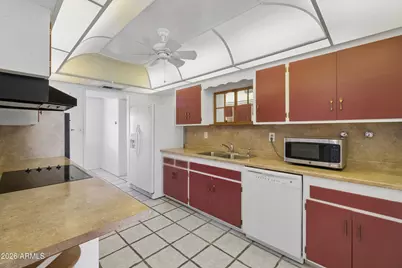 11645 N Thunderbird Road, Sun City, AZ 85351 - Photo 8