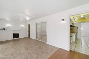 11645 N Thunderbird Rd, Sun City, AZ 85351 - Photo 16