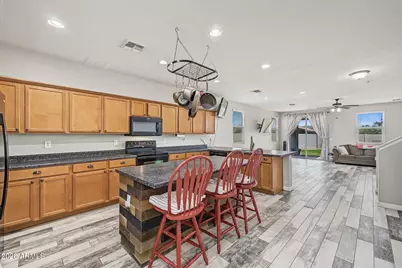 34557 N Sabre Drive, San Tan Valley, AZ 85144 - Photo 4