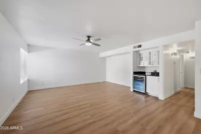 3619 E Monterosa Street #108, Phoenix, AZ 85018 - Photo 4