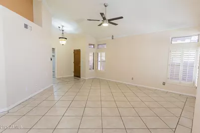 7421 S Kachina Drive, Tempe, AZ 85283 - Photo 2