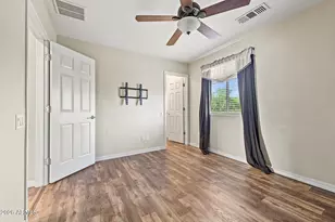 2240 W Davis Rd, Phoenix, AZ 85023 - Photo 26
