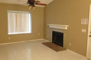 860 N McQueen Rd, Chandler, AZ 85225 - Photo 2