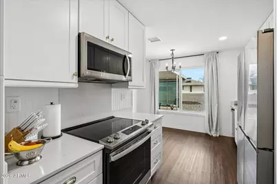 9538 W Willowbrook Drive, Sun City, AZ 85373 - Photo 14