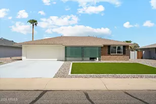 9538 W Willowbrook Dr, Sun City, AZ 85373 - Photo 1