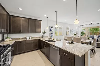 15833 W Kendall Street, Goodyear, AZ 85338 - Photo 6