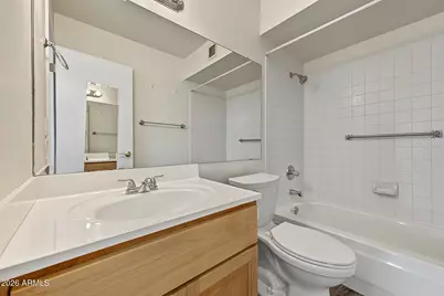 932 E Michigan Avenue, Phoenix, AZ 85022 - Photo 16