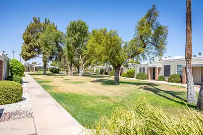 10021 W Thunderbird Boulevard, Sun City, AZ 85351 - Photo 2