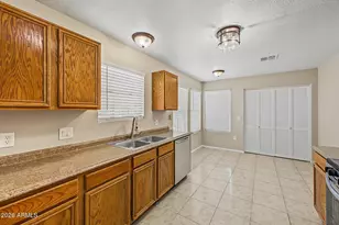 514 E Rimrock Dr, Phoenix, AZ 85024 - Photo 10