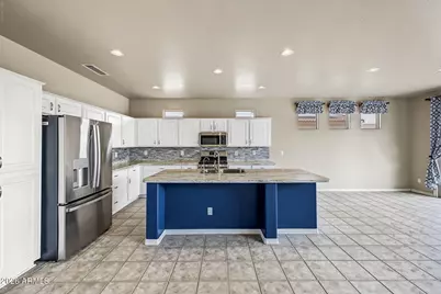 11013 W Utopia Road, Peoria, AZ 85373 - Photo 14