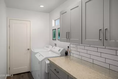 6912 E Edgemont Avenue, Scottsdale, AZ 85257 - Photo 16