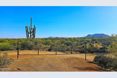 142X2 E Montello Road #1, Scottsdale, AZ 85262 - Photo 2