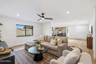 12231 N 37th St, Phoenix, AZ 85032 - Photo 2