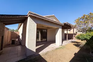 719 W Lydia Ln, Phoenix, AZ 85041 - Photo 8
