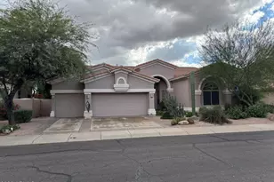 4419 E Robin Ln, Phoenix, AZ 85050 - Photo 1