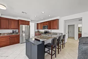 7220 W Los Gatos Dr, Glendale, AZ 85310 - Photo 8