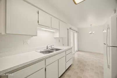13414 N Hawthorn Drive, Sun City, AZ 85351 - Photo 10