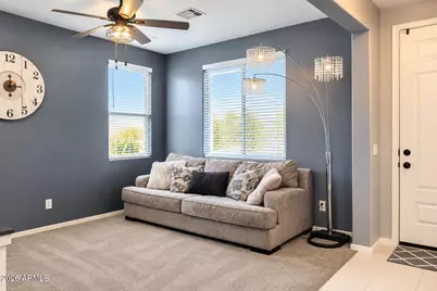 18496 W Williams Road, Surprise, AZ 85387 - Photo 4