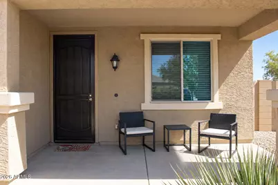 18496 W Williams Road, Surprise, AZ 85387 - Photo 2