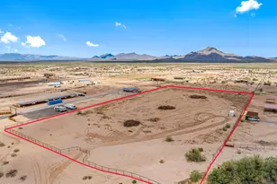 084 W Bays Rd, Wickenburg, AZ 85390 - Photo 1