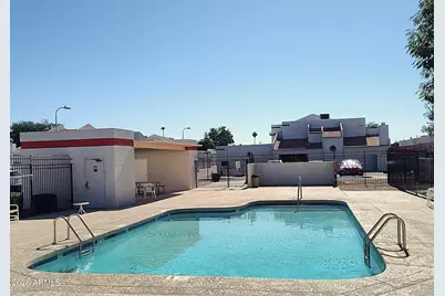 9223 N 47th Court, Glendale, AZ 85302 - Photo 20