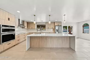 3307 E Coconino St, Phoenix, AZ 85044 - Photo 24