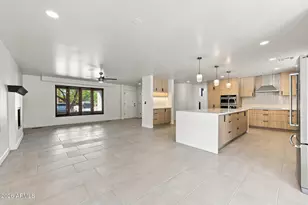 3307 E Coconino St, Phoenix, AZ 85044 - Photo 32
