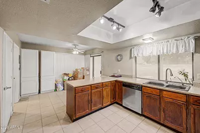 2238 W Naranja Avenue, Mesa, AZ 85202 - Photo 16