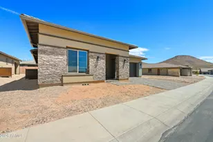 33481 N Chevelon Dr, Peoria, AZ 85383 - Photo 10