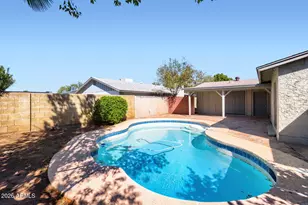 7239 W Cavalier Dr, Glendale, AZ 85303 - Photo 28