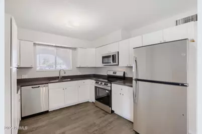 7239 W Cavalier Drive, Glendale, AZ 85303 - Photo 14