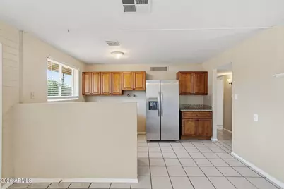 3001 N 55th Avenue, Phoenix, AZ 85031 - Photo 18