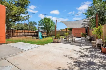 2405 N 27th Place, Phoenix, AZ 85008 - Photo 22
